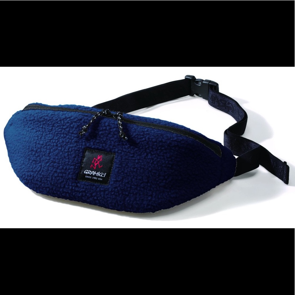 Boa Fleece Body Bag in Navy